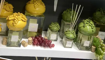 Diffuseurs de parfum aux couvercles en forme de raisin, jaunes et verts